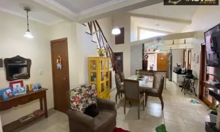 Casa com 3 quartos à venda no Laranjal, Pelotas , 450 m2 por R$ 690.000