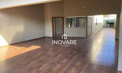 Casa com 3 dormitórios à venda, 198 m² por R$ 650.000,00 - Vila Vitória - Itumbiara/GO