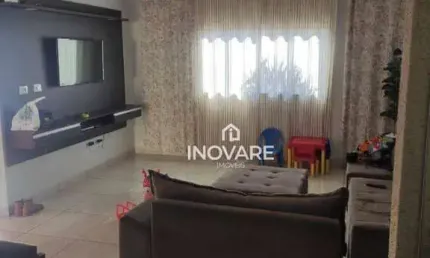 Casa com 3 dormitórios à venda, 173 m² por R$ 380.000,00 - Residencial Madri  - Araporã/MG