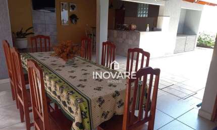 Casa com 3 dormitórios à venda, 180 m² por R$ 800.000,00 - Setor Santos Dumont - Itumbiara/GO