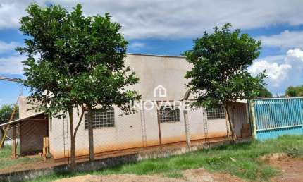 Rancho com 3 dormitórios à venda, 120 m² por R$ 350.000,00 - Santa Maria - Itumbiara/GO