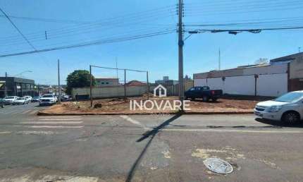 Terreno, 697 m² - venda por R$ 2.200.000 ou aluguel por R$ 15.000/mês - Setor Central - Itumbiara/GO