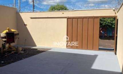 Casa com 2 dormitórios à venda, 70 m² por R$ 265.000 - Setor São João - Itumbiara/GO