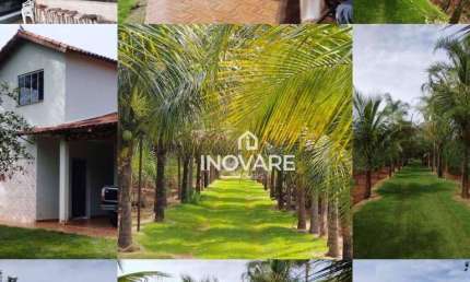 Rancho com 3 dormitórios à venda por R$ 450.000,00 - Zona Rural - Itumbiara/GO