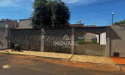 Casa com 3 dormitórios à venda, 90 m² por R$ 400.000,00 - Karfan - Itumbiara/GO