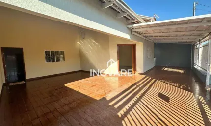 Casa com 3 dormitórios à venda, 200 m² por R$ 350.000,00 - Jardim das Palmeiras - Araporã/MG
