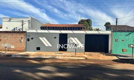 Casa com 2 dormitórios, 91 m² - venda por R$ 220.000,00 ou aluguel por R$ 1.350,00/mês - Setor Dona Marolina - Itumbiara/GO