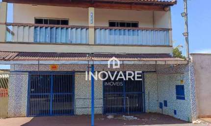Casa com 3 dormitórios à venda por R$ 850.000,00 - Setor Planalto - Itumbiara/GO