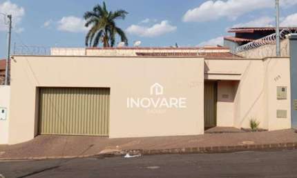 Casa com 3 dormitórios à venda, 240 m² por R$ 750.000,00 - Residencial Jardim Primavera - Itumbiara/GO