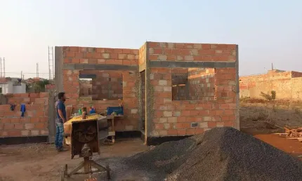 Casa com 2 dormitórios à venda, 58 m² por R$ 190.000,00 - Residencial Madri  - Araporã/MG