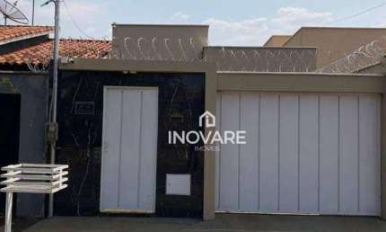 Casa com 3 dormitórios à venda, 128 m² por R$ 380.000,00 - Buritis - Itumbiara/GO