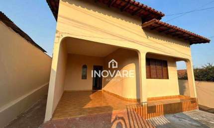 Casa com 3 dormitórios à venda, 160 m² por R$ 350.000,00 - Setor Social - Itumbiara/GO