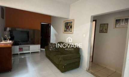 Casa com 4 dormitórios para alugar por R$ 3.500,00/mês - Setor Central - Itumbiara/GO