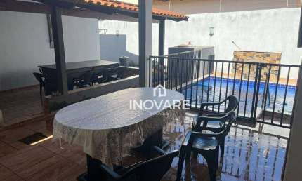 Casa com 3 dormitórios à venda, 200 m² por R$ 400.000,00 - Santa Maria - Itumbiara/GO