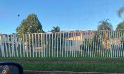 Casa com 3 dormitórios à venda, 300 m² por R$ 1.100.000,00 - Vila de Furnas - Itumbiara/GO