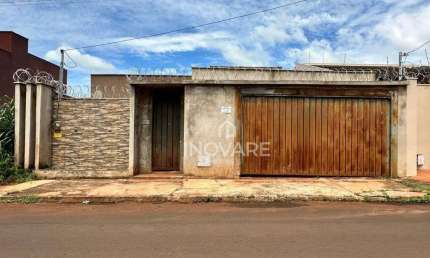 Casa com 3 dormitórios à venda, 209 m² por R$ 550.000,00 - Setor Paranaíba - Itumbiara/GO