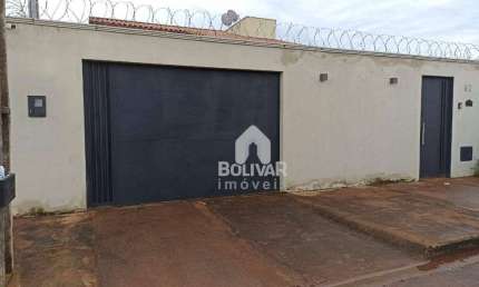 Casa com 3 dormitórios para alugar por R$ 2.200,00/mês - Sonho Verde - Itumbiara/GO