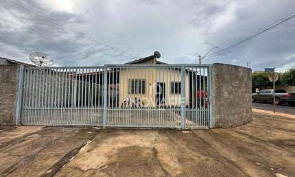 Duas casas à venda por R$ 170.000 - Setor Zenon Borges - Itumbiara/GO