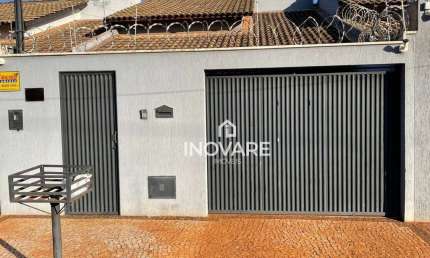 Casa com 2 dormitórios para alugar, 180 m² por R$ 1.800,00/mês - Vila Vitória - Itumbiara/GO