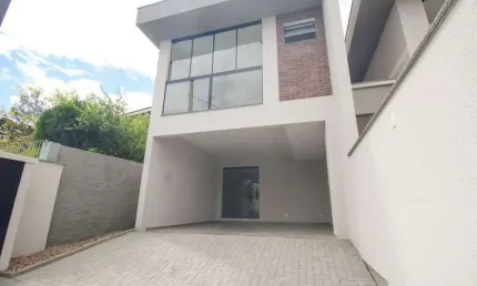 Casa com 3 quartos à venda no Velha, Blumenau , 141 m2 por R$ 695.000