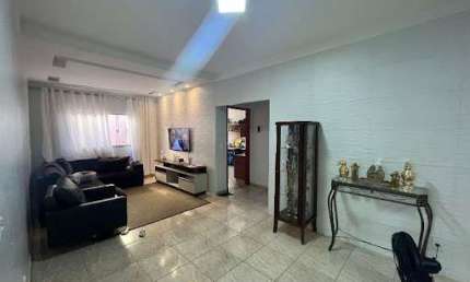 Casa com 4 Quartos à venda, 225 m² por R$ 550.000 - Residencial Flamboyant - Anápolis/GO
