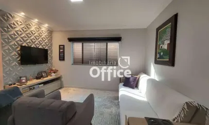 Sobrado com 3 dormitórios à venda, 116 m² por R$ 400.000,00 - Parque Brasília 2ª Etapa - Anápolis/GO