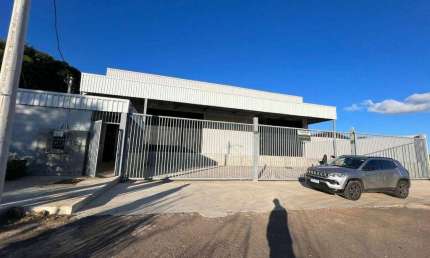 Galpão para alugar, 729 m² por R$ 15.000,00/mês - Polocentro l - Anápolis/GO