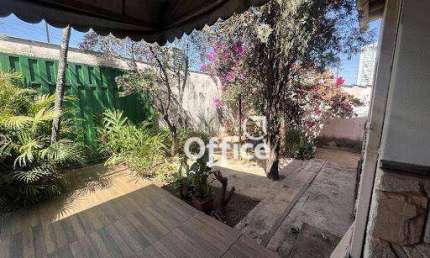 Casa com 3 quartos à venda, 180 m² por R$ 840.000 - Bairro Jundiaí - Anápolis/GO