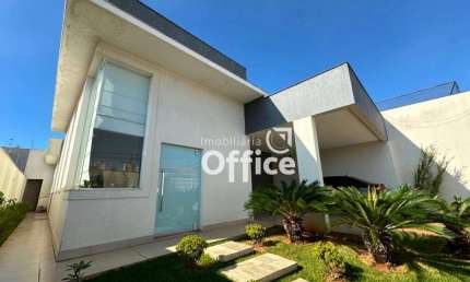Casa com 4 dormitórios à venda, 320 m² por R$ 1.750.000,00 - Vila Santa Isabel - Anápolis/GO