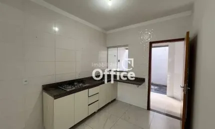 Casa com 2 dormitórios para alugar, 100 m² por R$ 1.200,00/mês - Residencial Flamboyant - Anápolis/GO