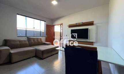 Casa com 3 quartos à venda na Avenida Pedro Ludovico, Setor Central, Anápolis
