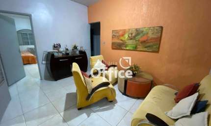 Casa com 5 dormitórios à venda, 215 m² por R$ 380.000,00 - Boa Vista - Anápolis/GO