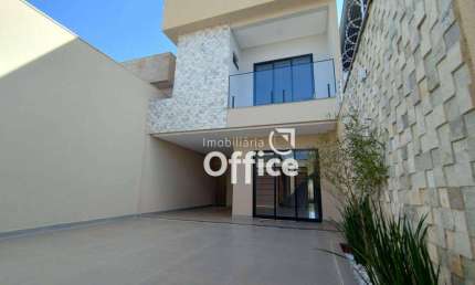 Casa com 3 dormitórios à venda, 150 m² por R$ 770.000,00 - Jardim Europa - Anápolis/GO