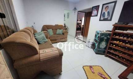 Casa com 3 quartos à venda, 112 m² por R$ 340.000 - Jardim das Américas 1ª Etapa - Anápolis/GO