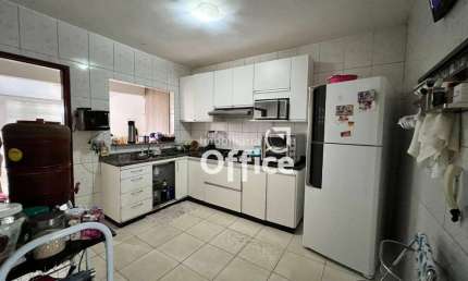 Casa com 2 dormitórios à venda, 107 m² por R$ 330.000,00 - Setor Summerville - Anápolis/GO