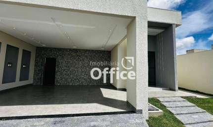 Casa com 3 Quartos à venda, 180 m² por R$ 900.000 - Residencial Jardins Do Lago - Anápolis/GO
