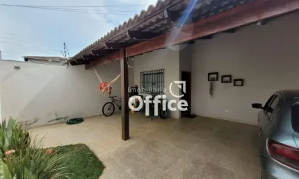 Casa com 4 quartos à venda, 120 m² por R$ 500.000 - Jardim Europa - Anápolis/GO