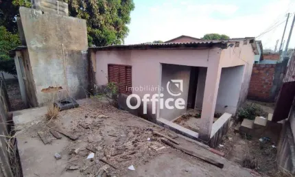 Casa com 2 quartos à venda, 100 m² por R$ 110.000 - Víviam Parque - Anápolis/GO