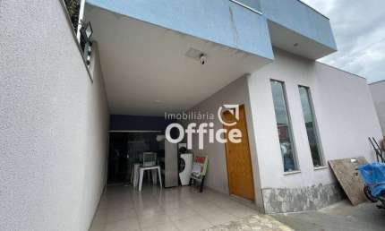 Casa com 3 quartos à venda, por R$ 330.000 - Setor Sul - Anápolis/GO