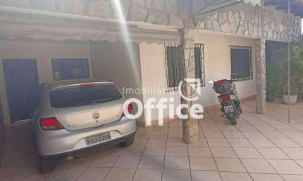Casa com 3 dormitórios à venda, 225 m² por R$ 500.000,00 - Jardim Ana Paula - Anápolis/GO