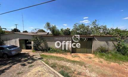 Terreno à venda, 660 m² por R$ 600.000,00 - Jardim das Américas 1ª Etapa - Anápolis/GO