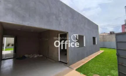 Casa com 3 Quartos à venda, 105 m² por R$ 450.000 - Setor Sul - Anápolis/GO