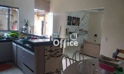 Sobrado com 4 quartos à venda, 170 m² por R$ 620.000 - Residencial Palmeiras - Anápolis/GO