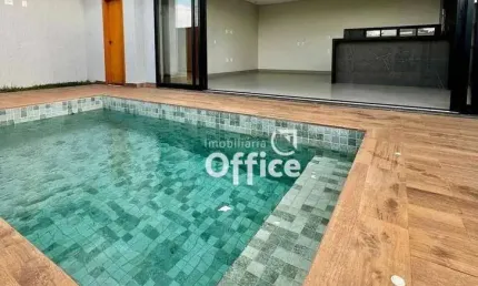 Casa com 3 Suítes à venda, 200 m² por R$ 1.550.000 - Gaudí - Anápolis/GO