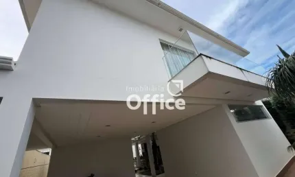 Sobrado com 3 quartos à venda, 423 m² por R$ 1.600.000 - Anápolis City - Anápolis/GO