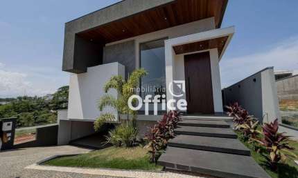 Casa com 3 dormitórios à venda, 245 m² por R$ 2.300.000,00 - Grand Trianon  - Anápolis/GO