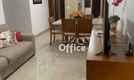 Casa com 3 dormitórios à venda, 80 m² por R$ 315.000,00 - Jardim Europa - Anápolis/GO