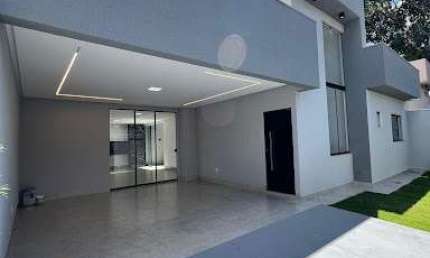 Casa com 3 Quartos à venda, 135 m² por R$ 520.000 - Setor Lago dos Buritis - Anápolis/GO