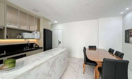 Apartamento com 2 dormitórios à venda, 67 m² por R$ 650.000,00 - Jundiaí - Anápolis/GO