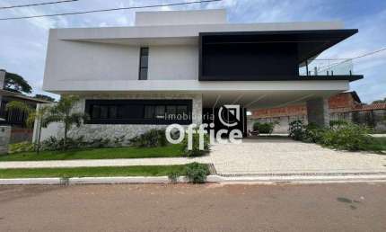 Sobrado com 4 dormitórios à venda, 319 m² por R$ 3.800.000,00 - Boa Vista - Anápolis/GO